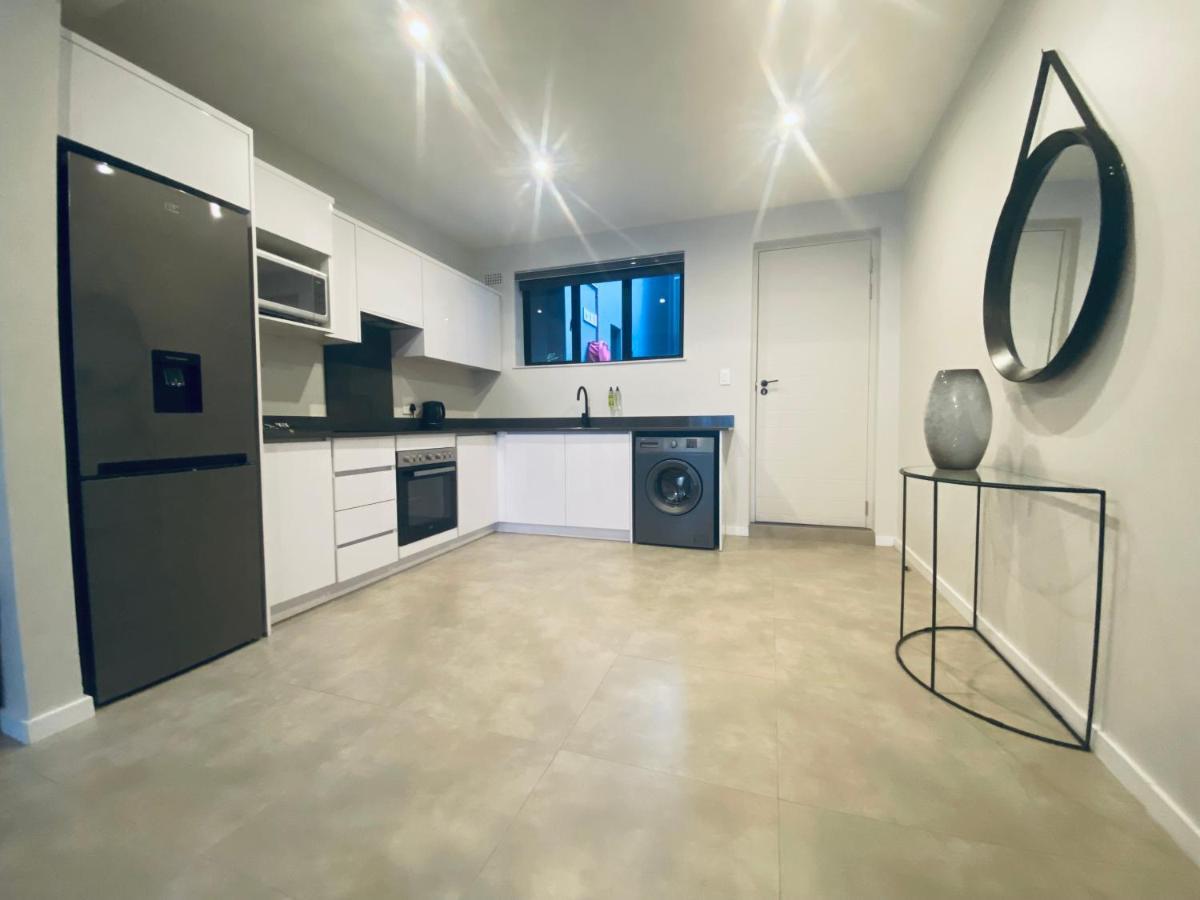 Mint Apartments Greenside Johannesburg Exterior photo